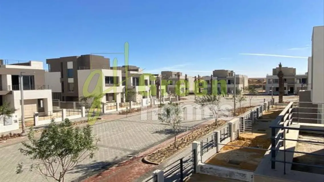 Under Market Price: Townhouse for Sale| Palm Hills