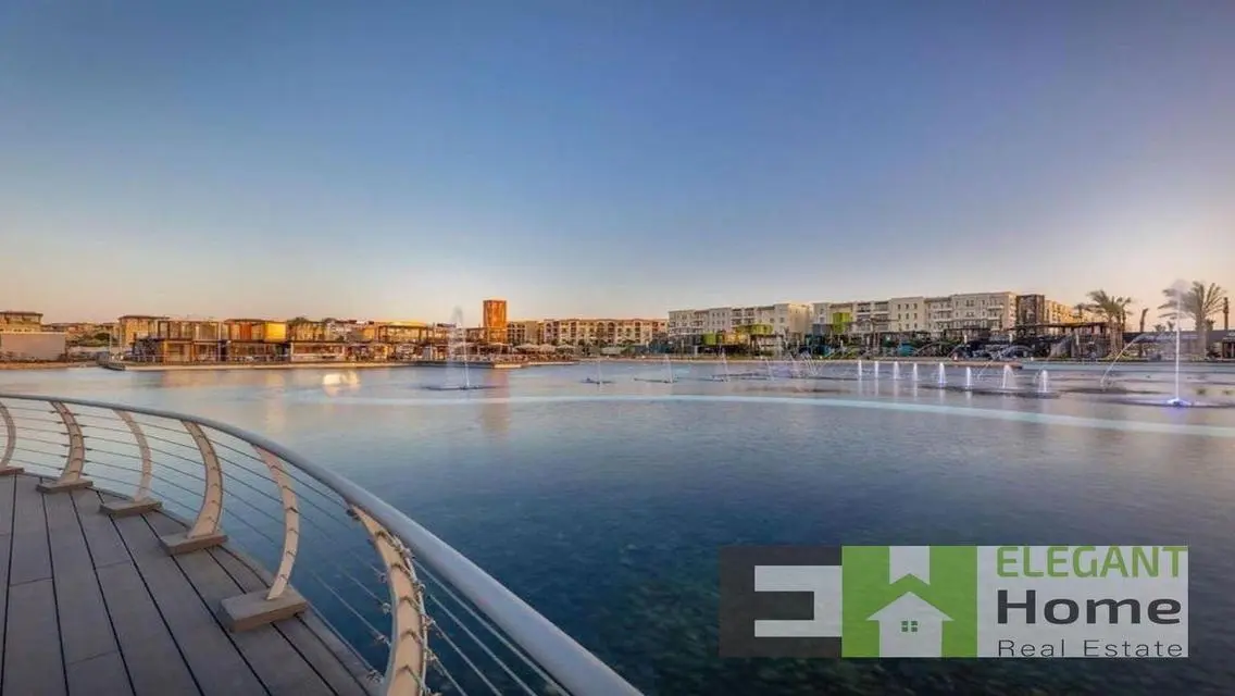 Luxury Apartment with Balcony and Close to All Amenities