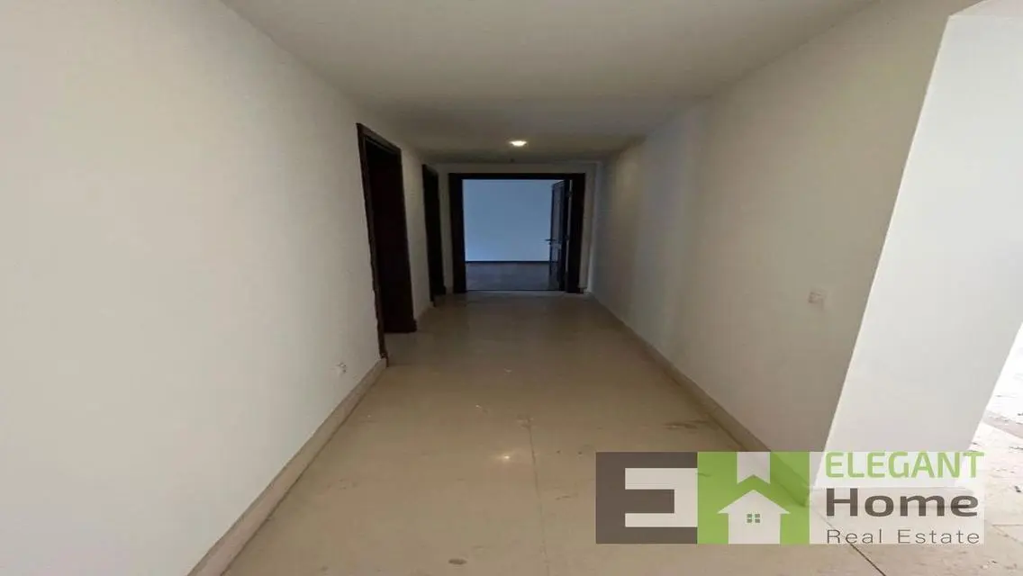 Exclusive Apartment in Mivida for 50000