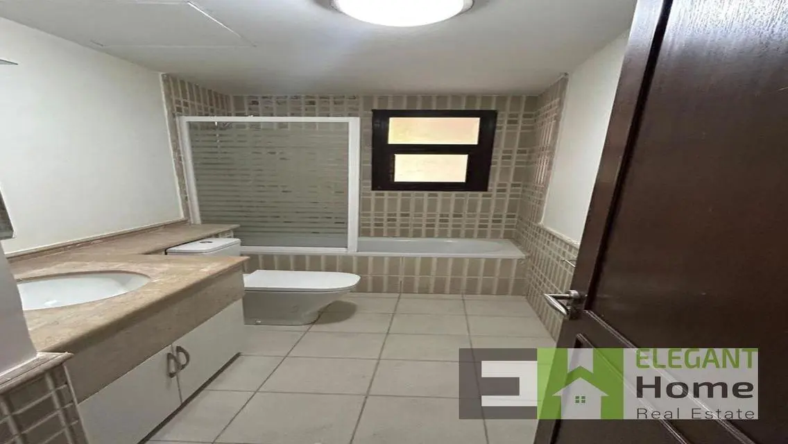 Exclusive Apartment in Mivida for 50000