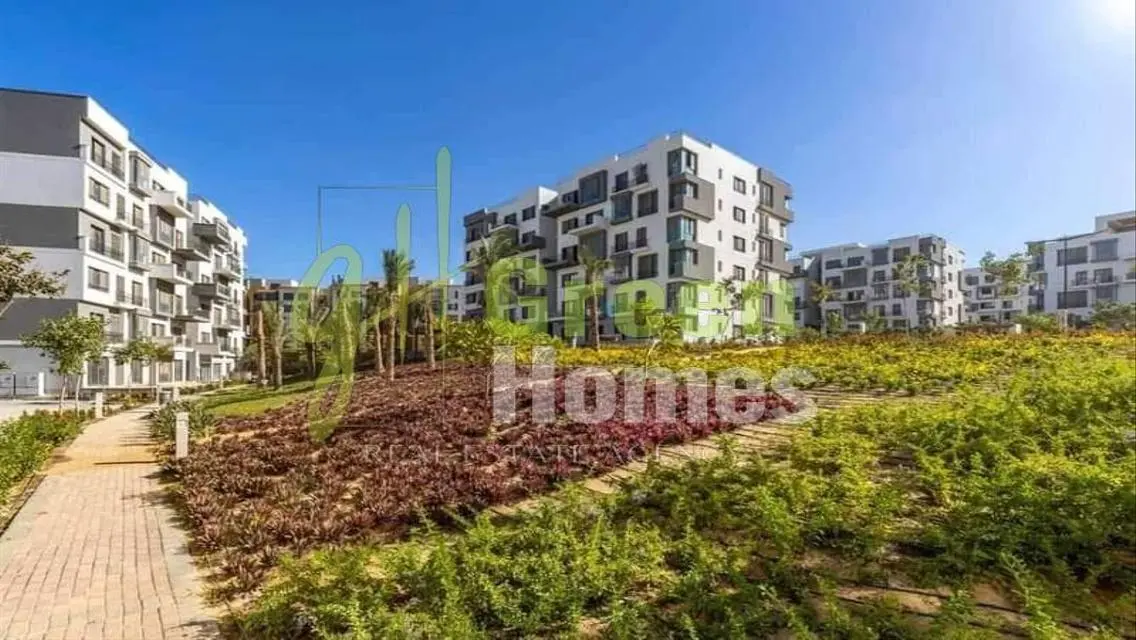 Amazing Apartment with Garden for Sale in Eastown