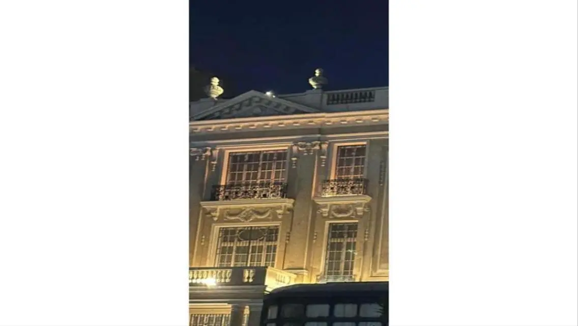 فيلا فاخرة للبيع بمساحة واسعة