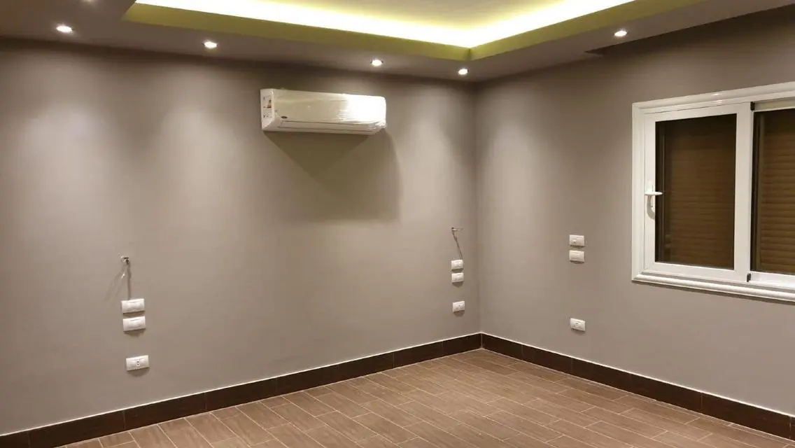 High End Finished Penthouse l A/Cs l Appliances
