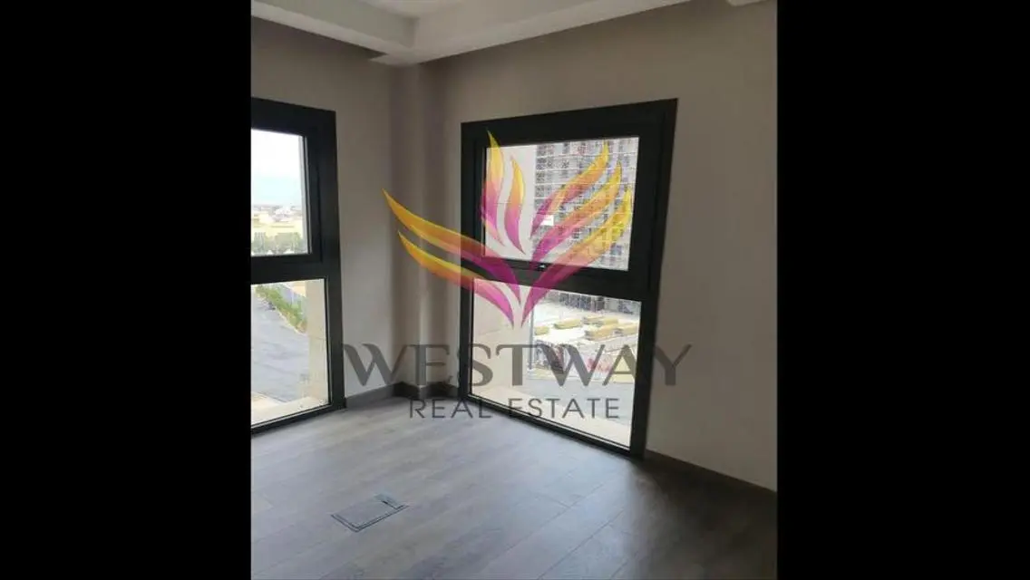 شقه للايجار اول سكن مطبخ تكيفيات كمبوند زيد تاور