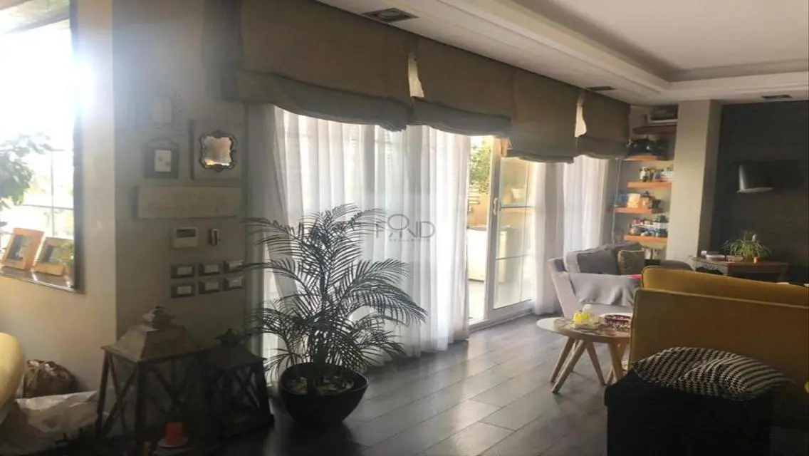 furnished penthouse for rent shouyfat new cairo