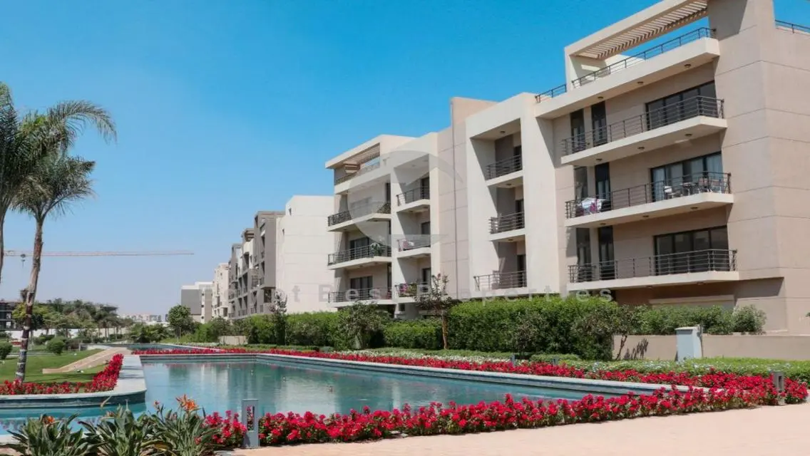 apartment 88 meters for sale in fifth square .