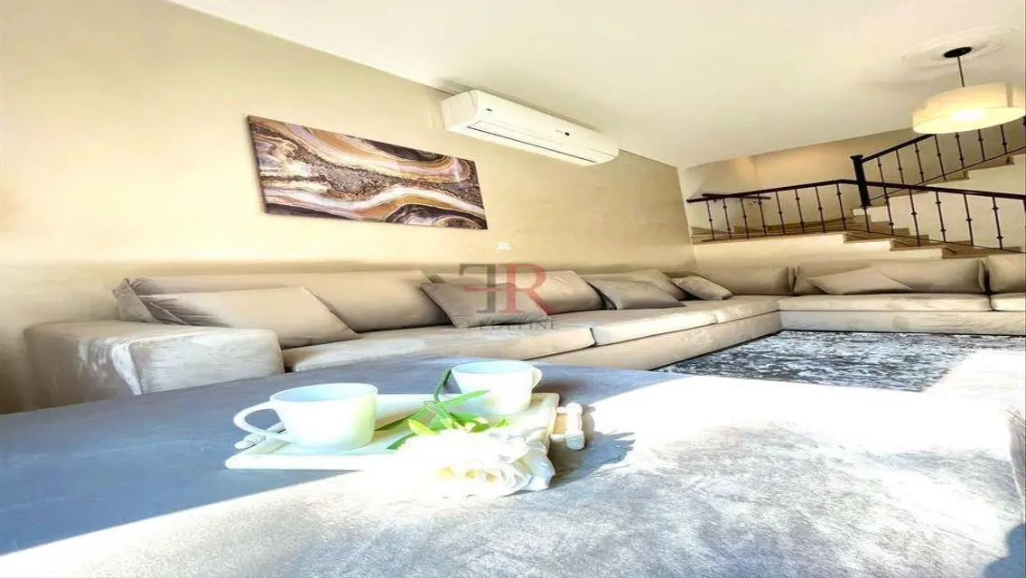 Luxury Apartment with 300 sqm Space and Balcony Overlooking a Landmark