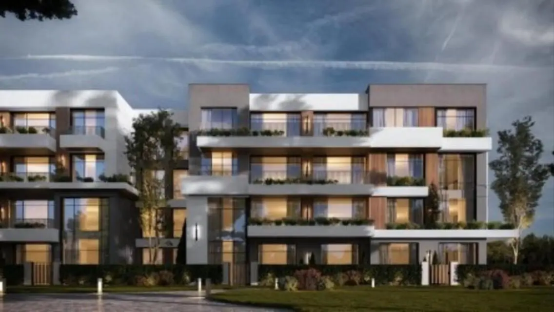 Very Prime Location - Townhouse With Landscape View - D.P 915K