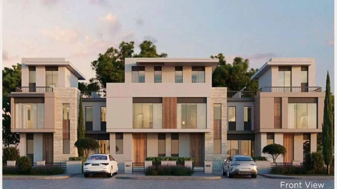 Resale townhouse Fully Finished the estates reside