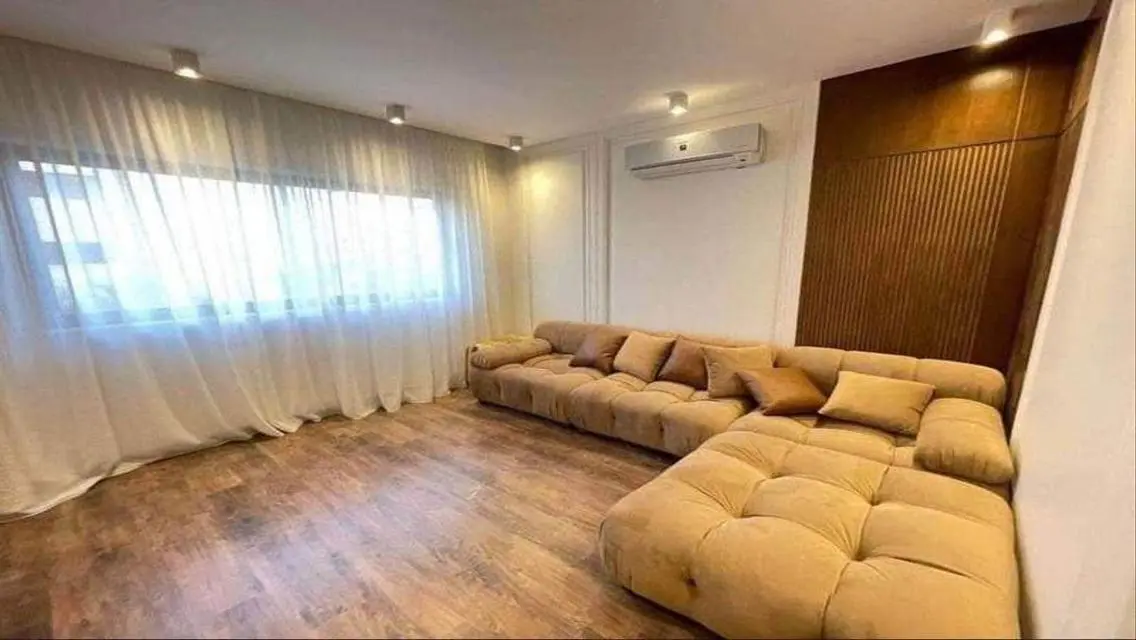 شقه 3 غرف متشطبه للبيع دايركت لاجون فى بالم هيلز