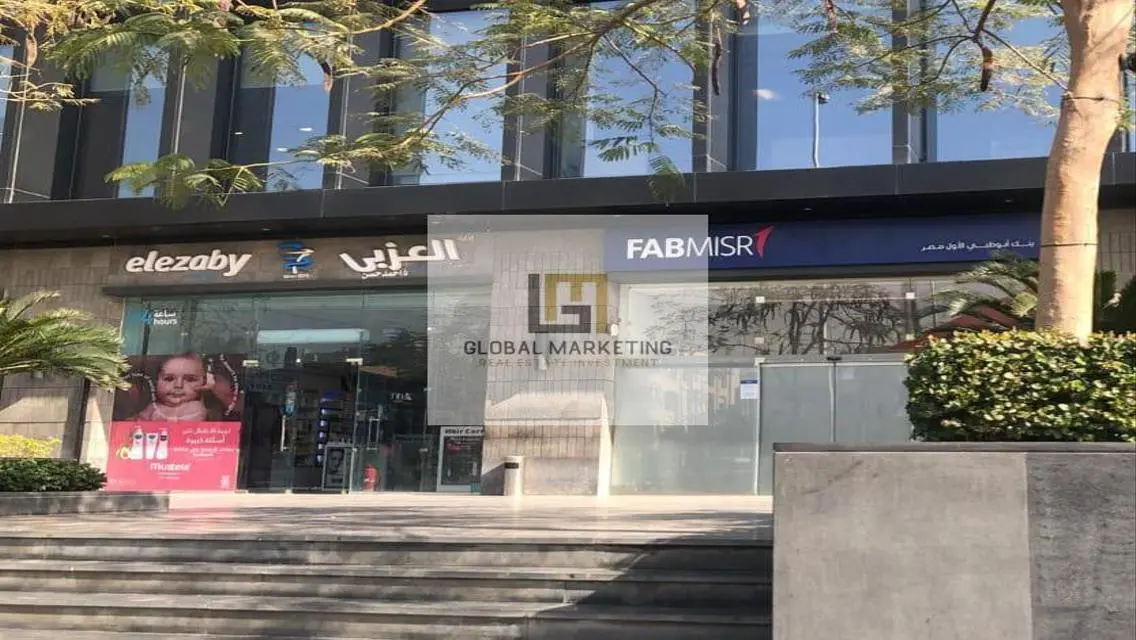 محل 353م للبيع في محور محمد نجيب بجوار وتر واى
