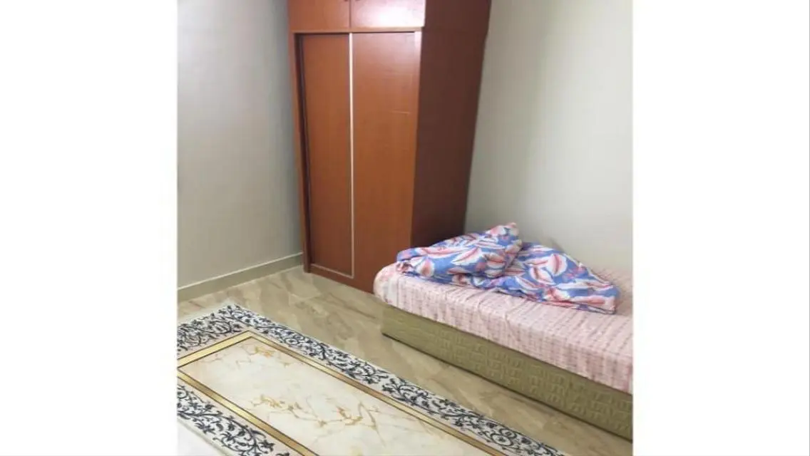 شقه للايجار مفروشه بالمحليه التالته التجمع التالت