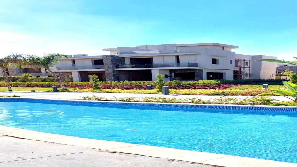 For sale in Sun Capital Compound, the most upscale