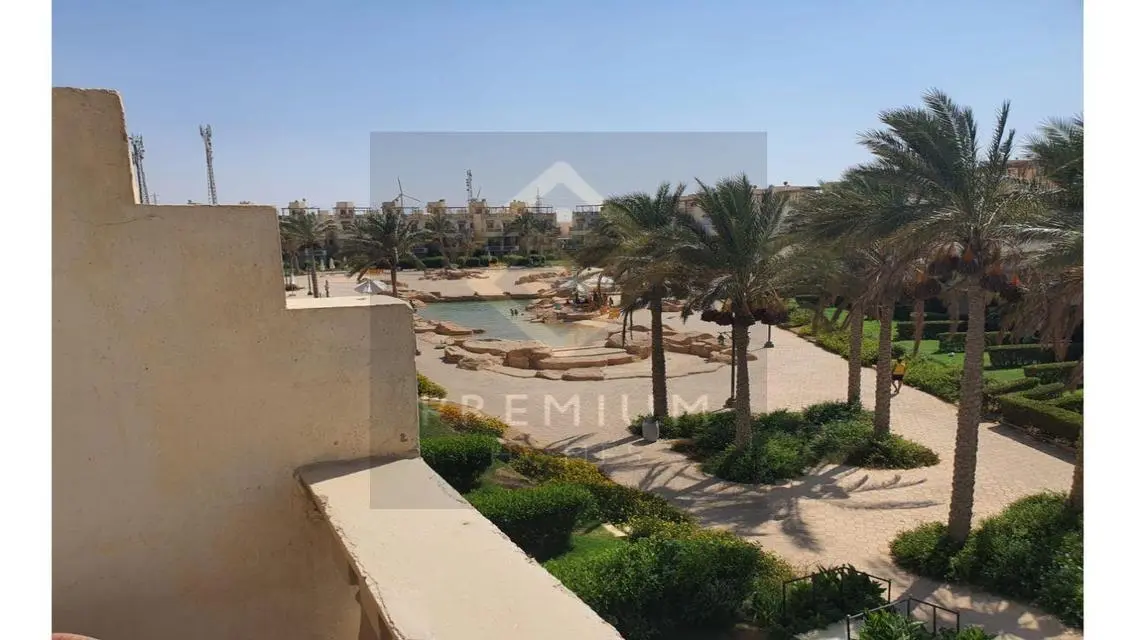 Chalet with Roof for sale in Bellagio el sokhna