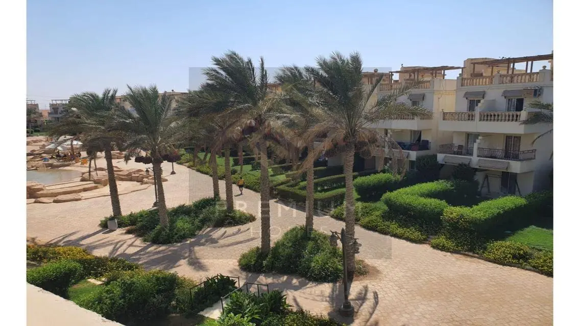 Chalet with Roof for sale in Bellagio el sokhna