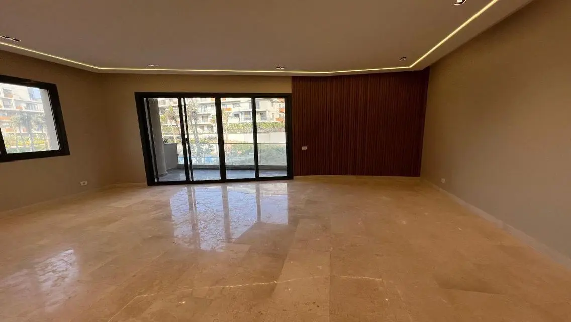 Luxurious Semi-Furnished Apartment In V Residence