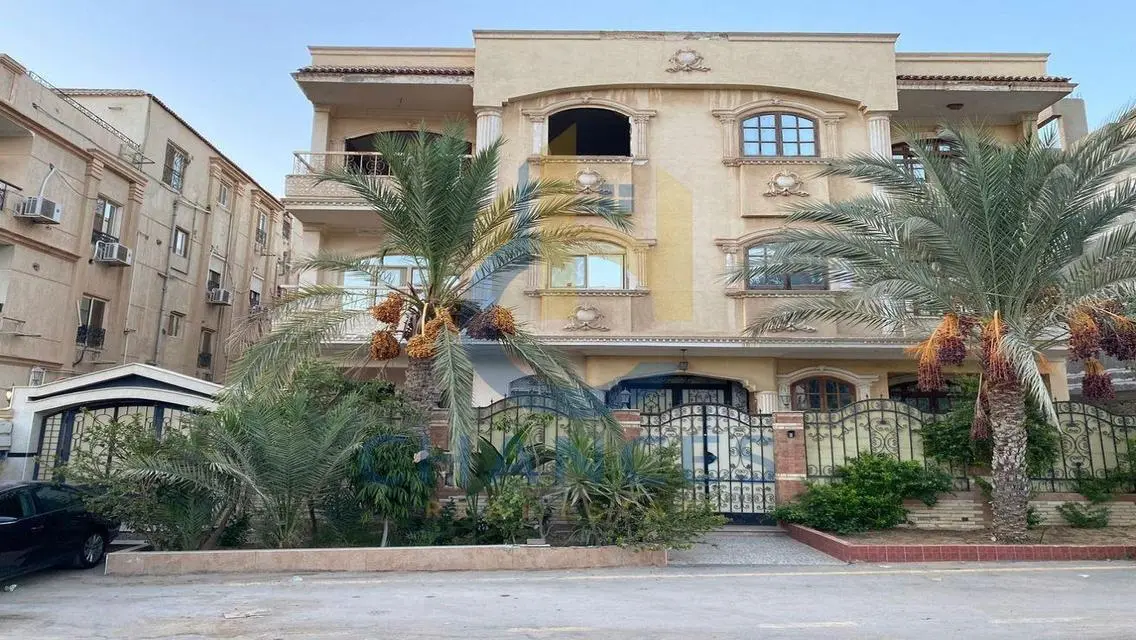 شقة للبيع في الياسمين 2 بالتجمع الخامس