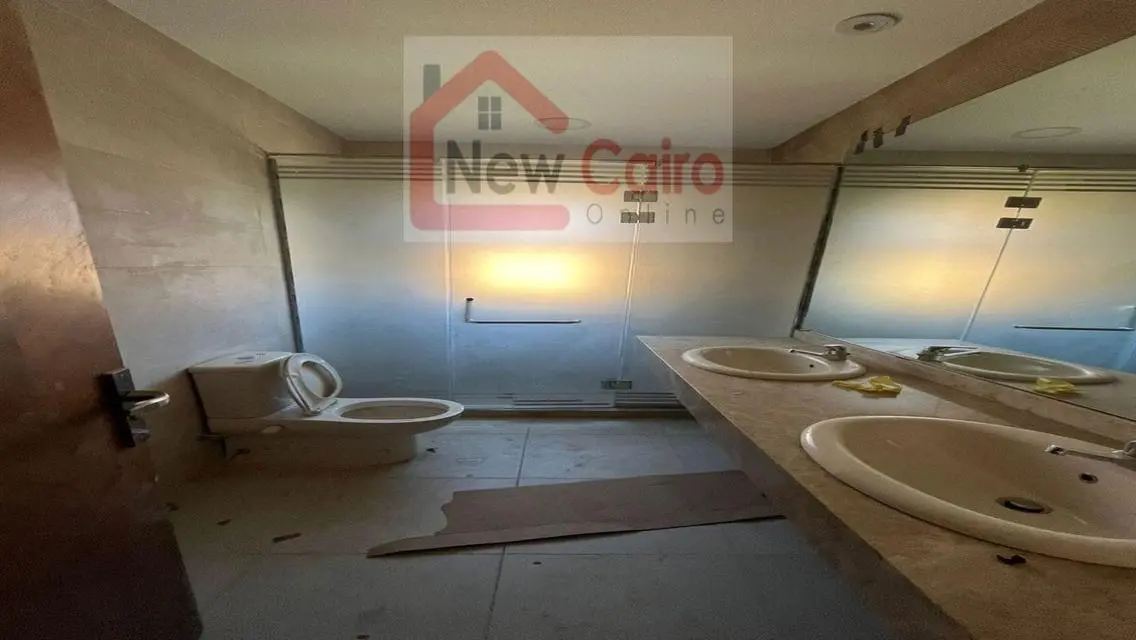 Twin House for Rent in Dyar Arco Compound