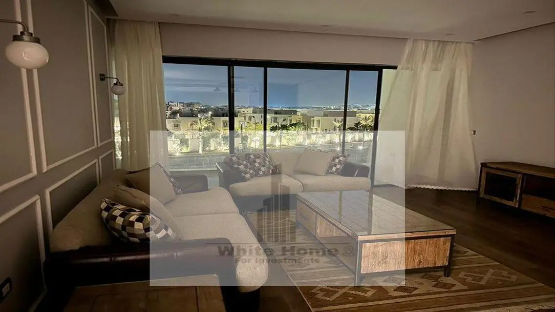 For rent, an ultra-modern furnished in Lake View