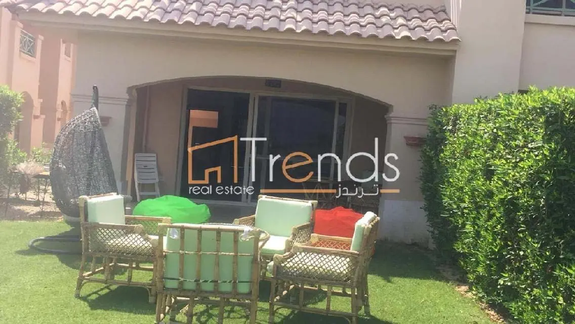 Luxury Apartment with Private Balcony and Garden