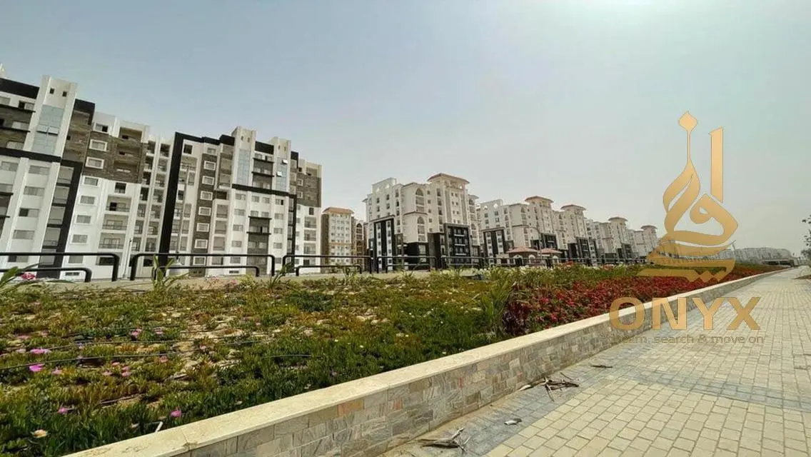 فيلا لقطه 490 متر فيو مفتوح في المقصد متشطبة