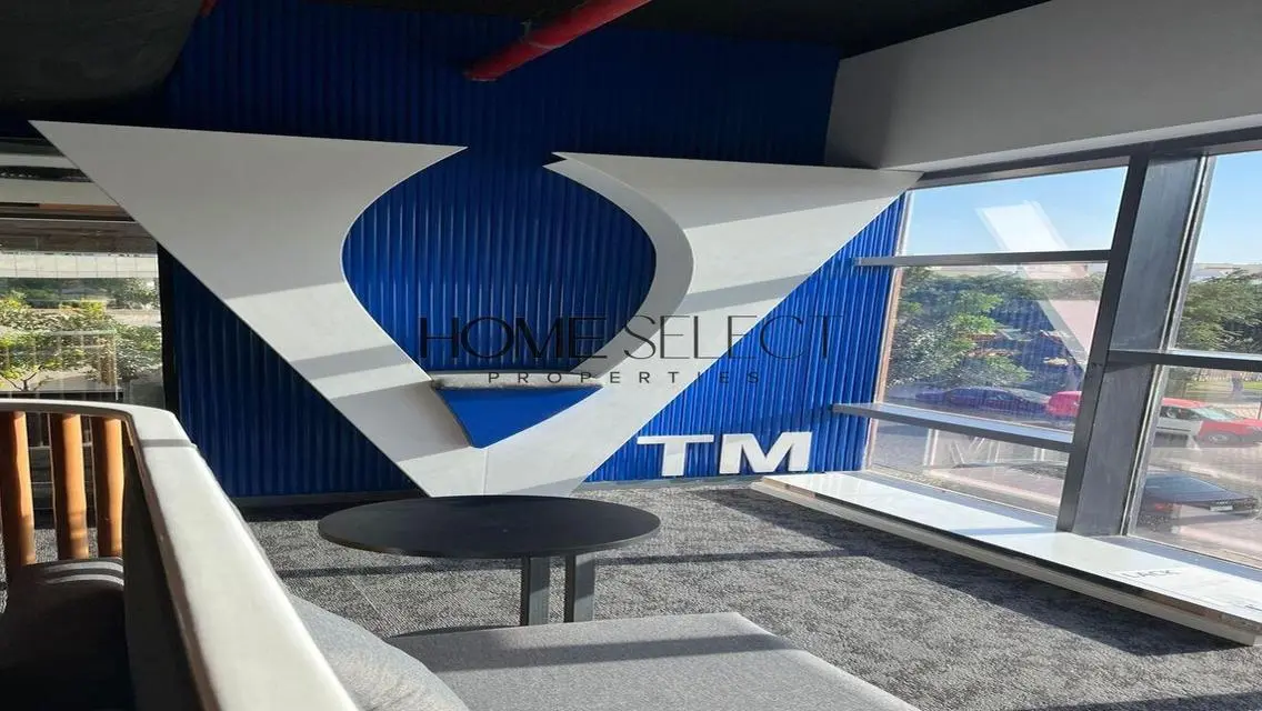 Office for Sale in Portal A – Prime Location .