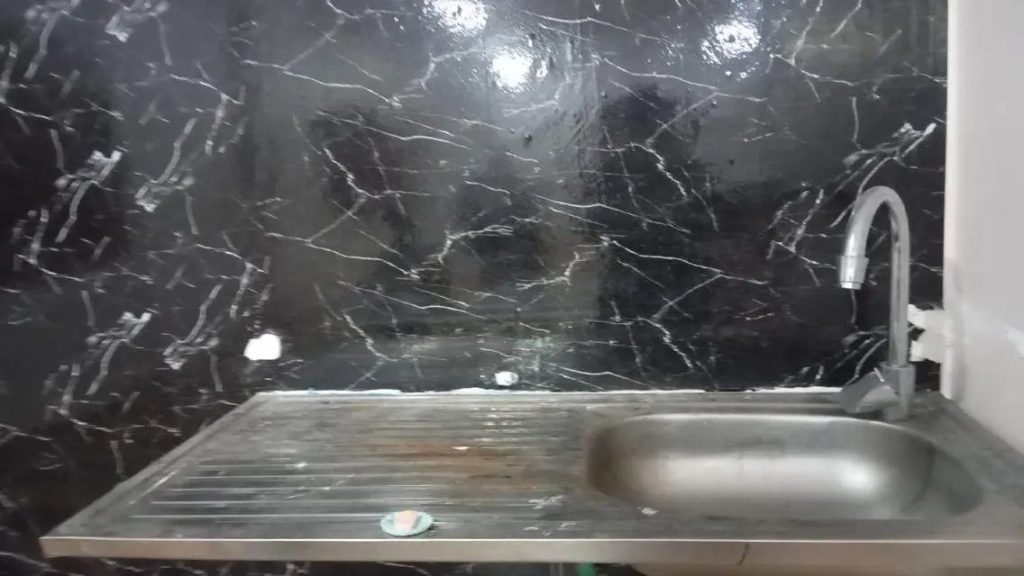 للايجار استديوب3500جم بالحي الخامس الترا سوبر لوكس