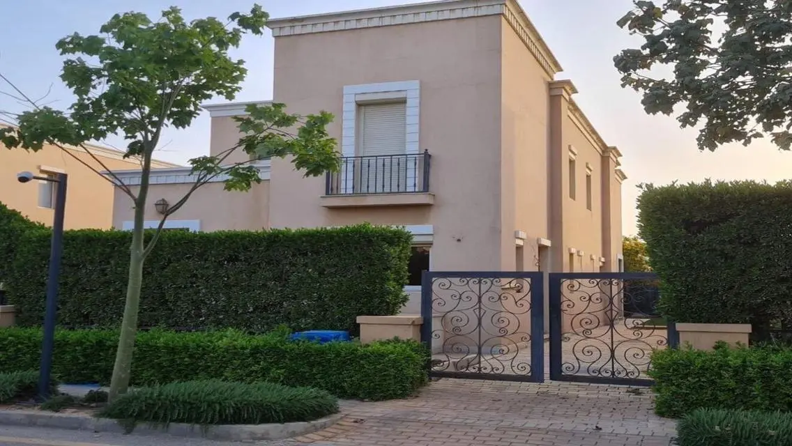 Villa for resale at Prime location and garden view
