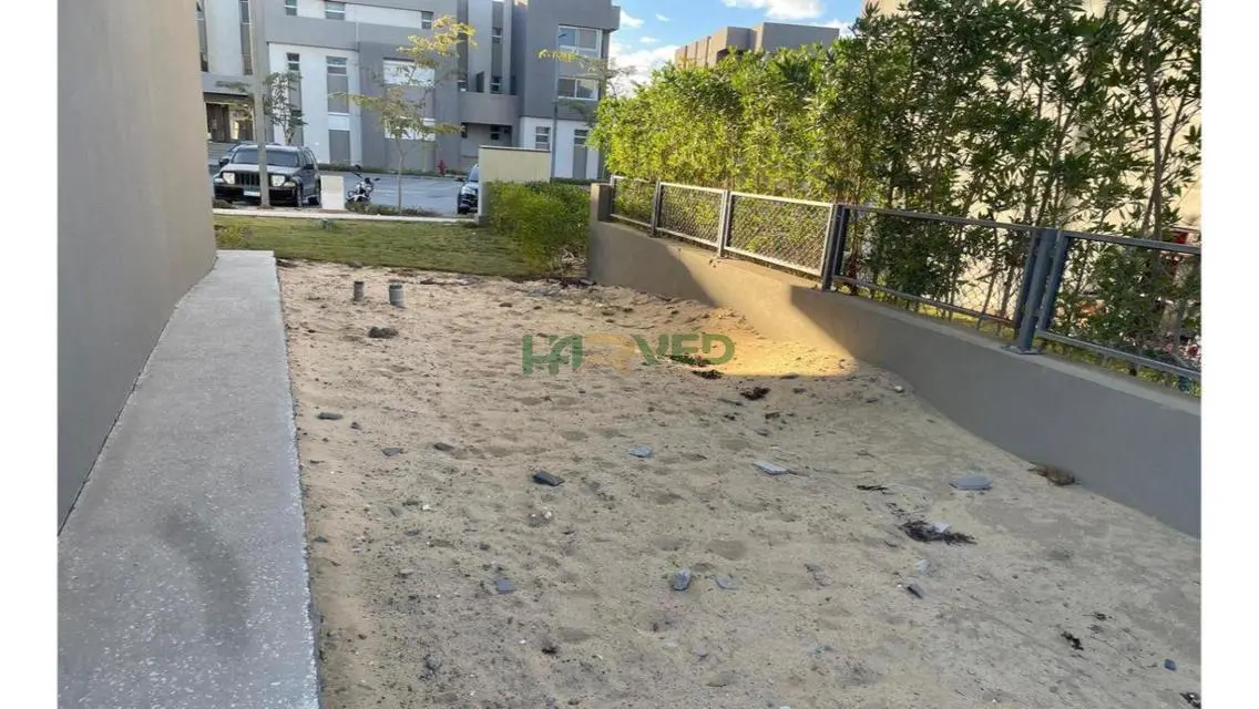 شقه ارضى بجنينه للبيع فى مشروع ايتابا الشيخ زايد