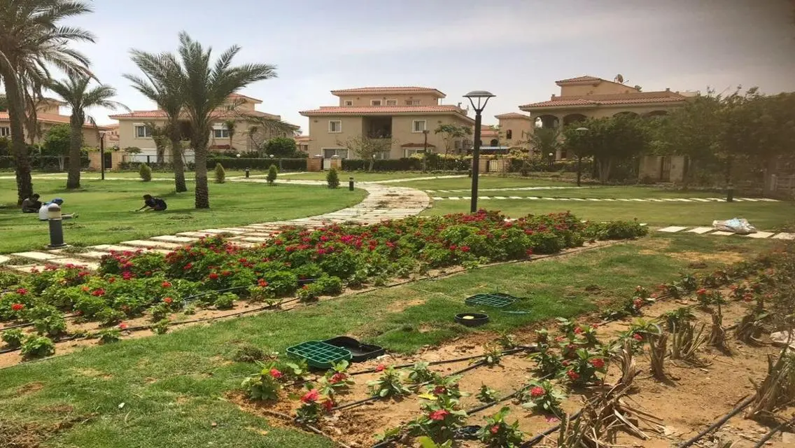 فرصةفيلا مستقله للإيجار بمدينتي موقع متميز