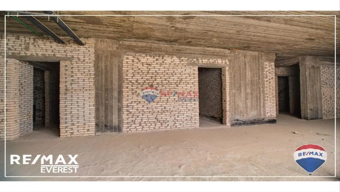 توين هاوس ريسيل بموقع مميز في كمبوند UPville