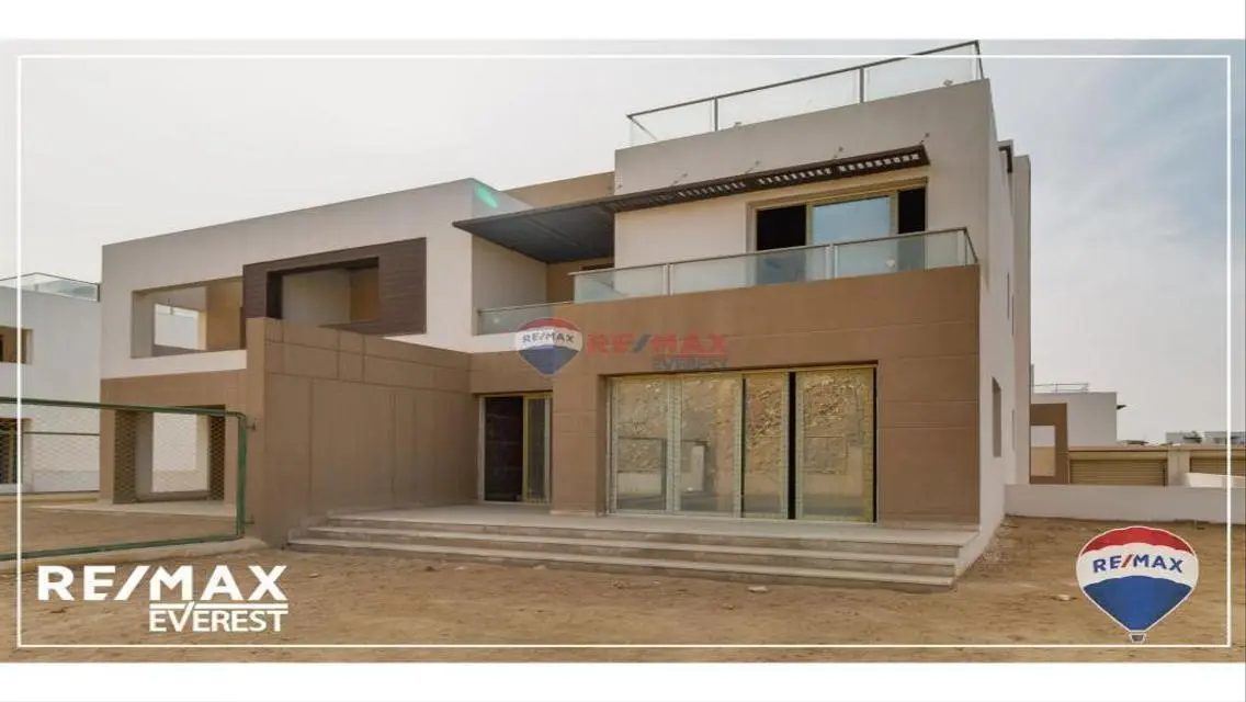 توين هاوس ريسيل بموقع مميز في كمبوند UPville