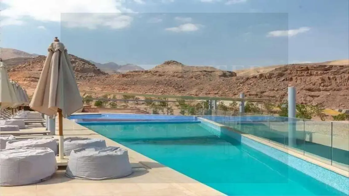 Without down payment, a chalet on the beach