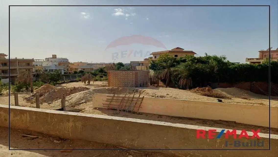 فيلا حصرية للبيع في جولف سيتي، العبور، القاهرة.