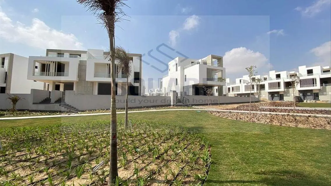 بسعر مميز استلم حالا تاون هاوس ريسيل بأفضل موقع