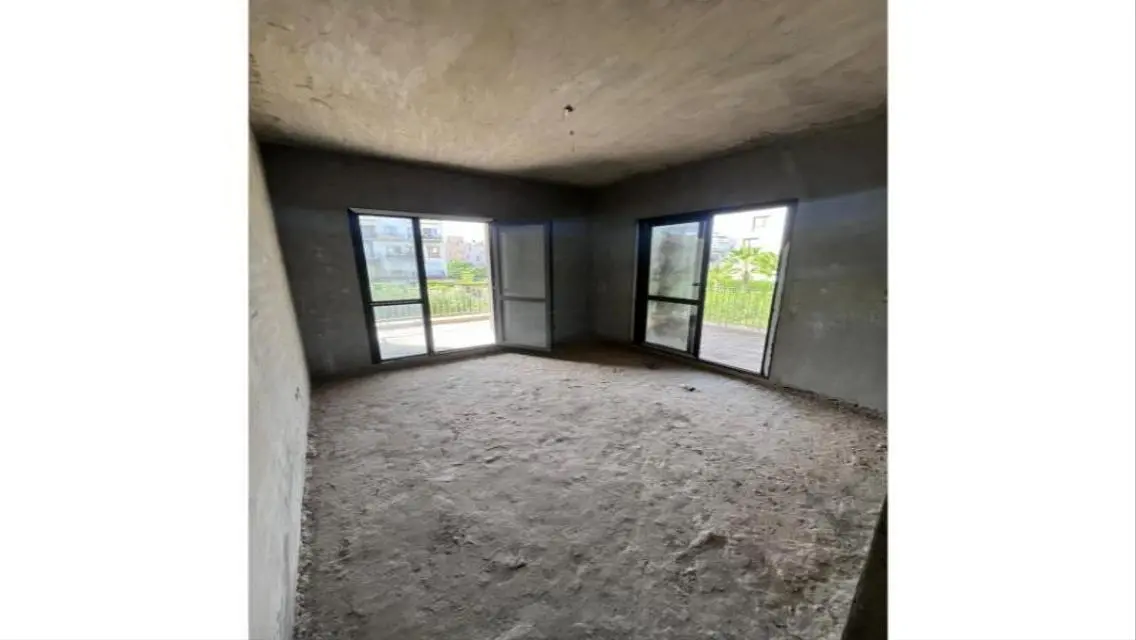 For Sale: Luxury Apartment in Westown, Sheikh Zayed - 250 sqm