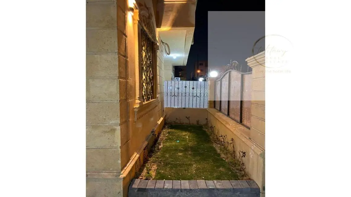 شقه للبيع بالحي التاني مدينة العبور
