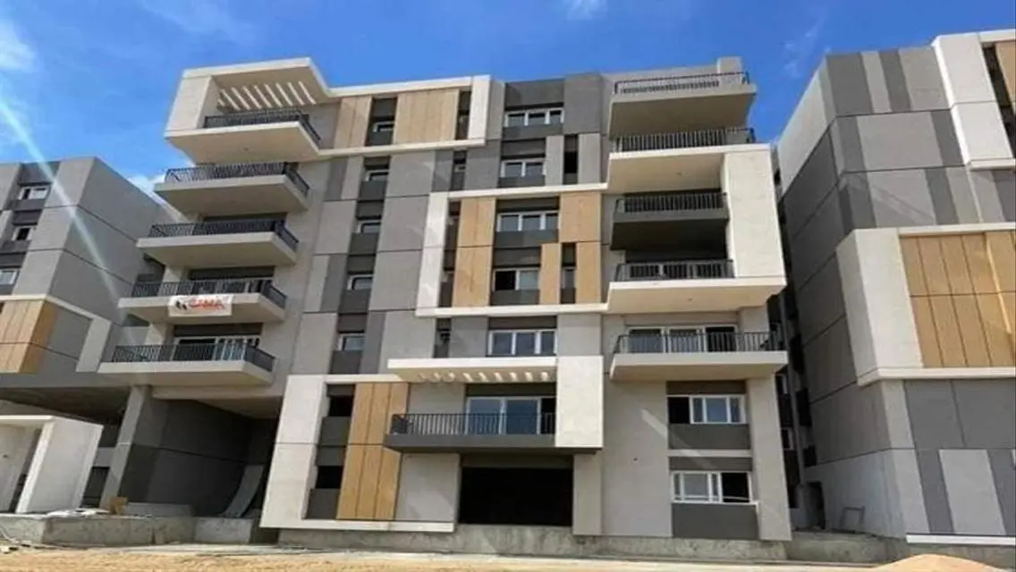 Garden APT for sale at less than company price