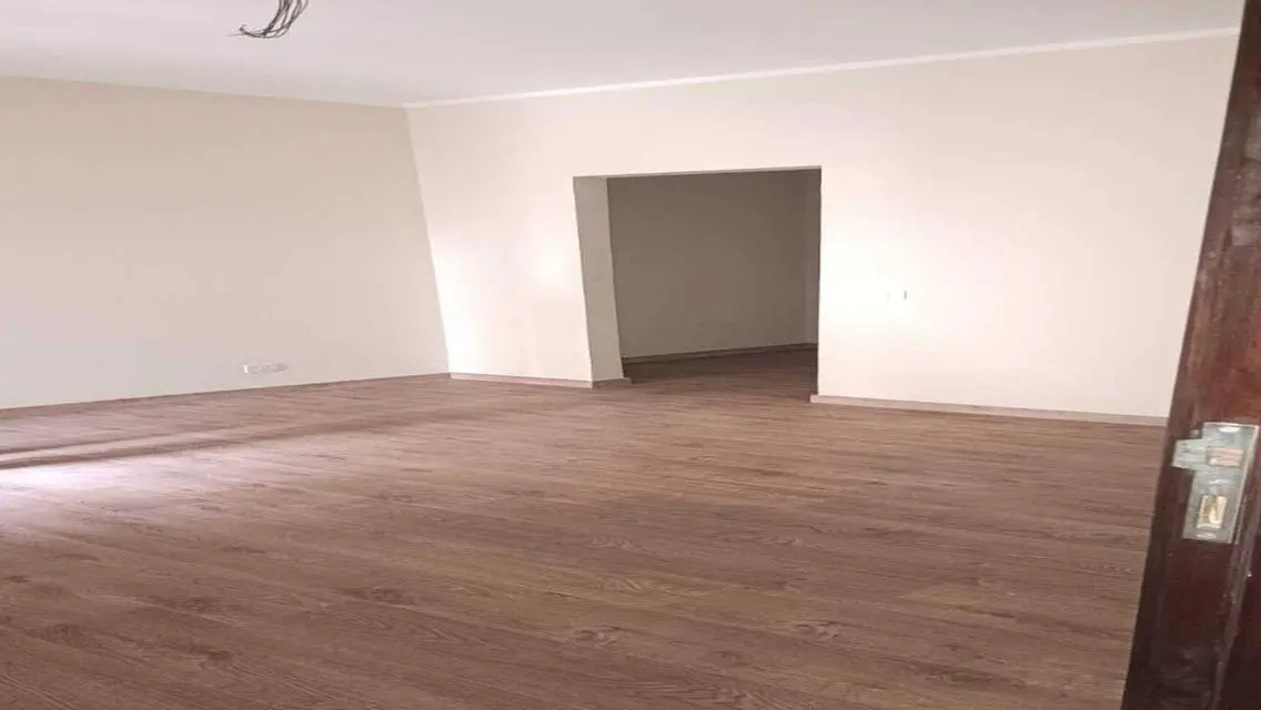 apartment for sale in 90 Avenue Compound,