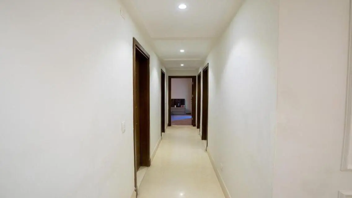 apartment for sale in 90 Avenue Compound,