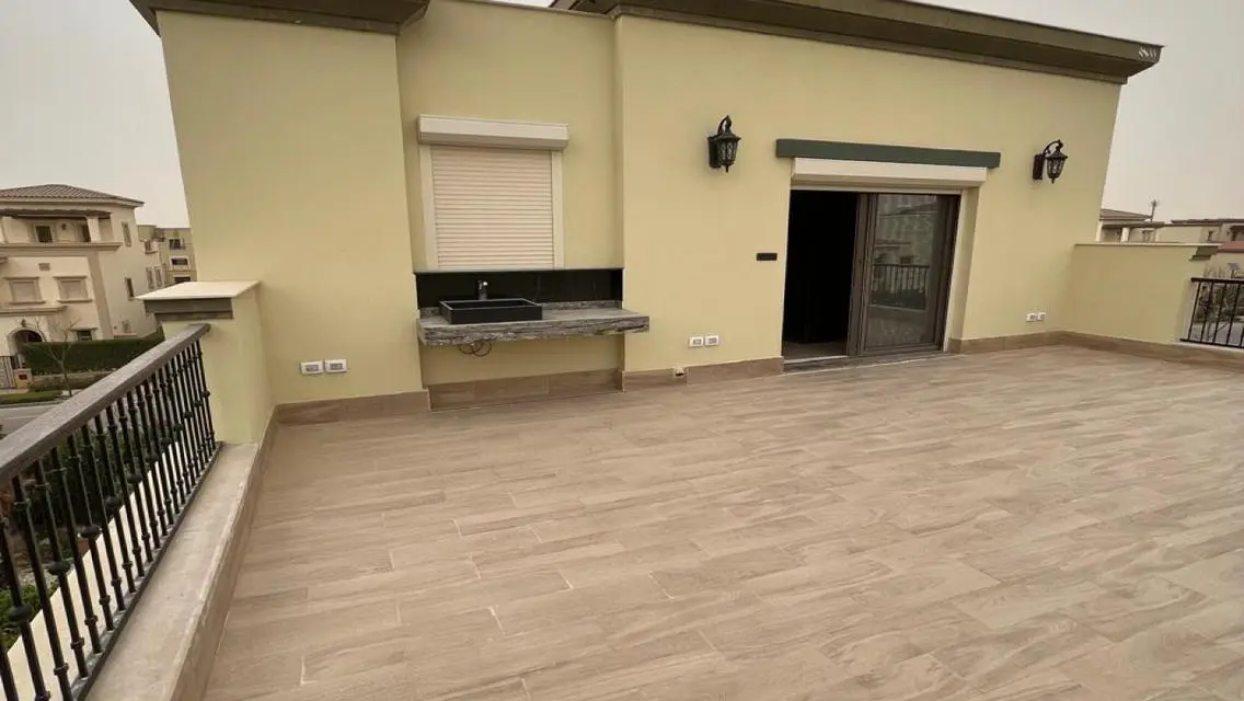 Luxurious Apartment for Sale in EViCA