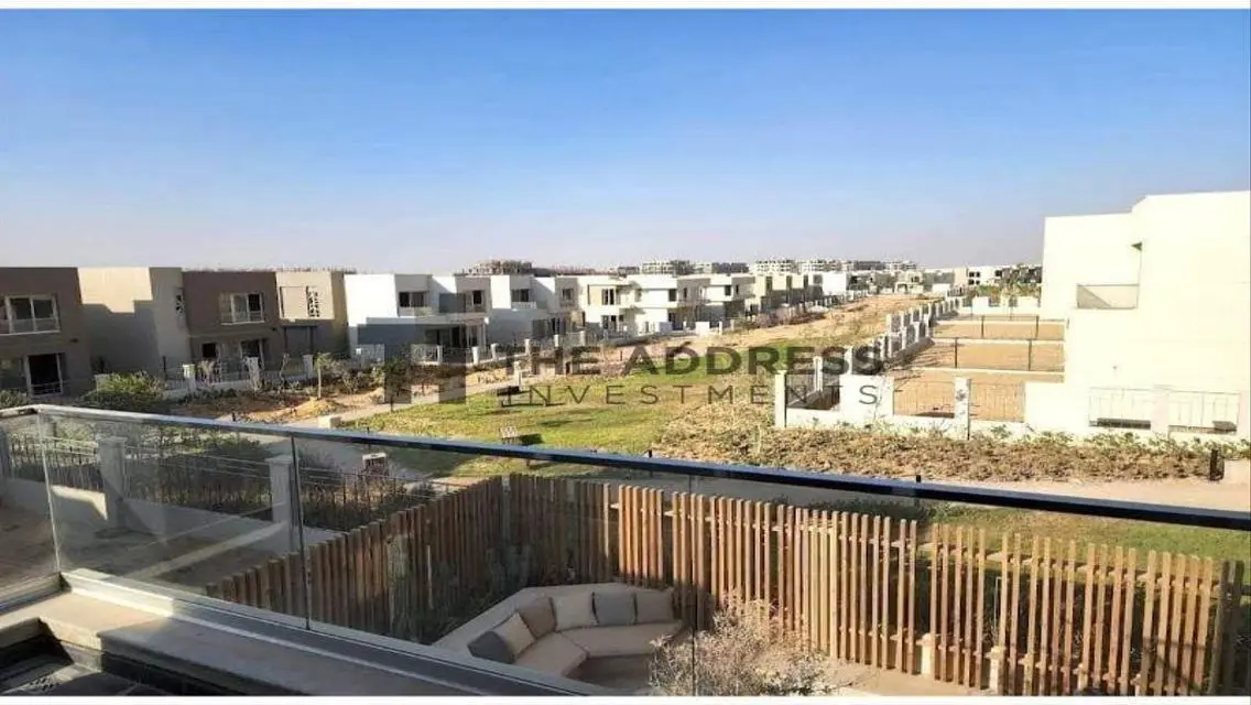 شقة متشطبة بكمبوند باديا من palmhills باكتوبر!
