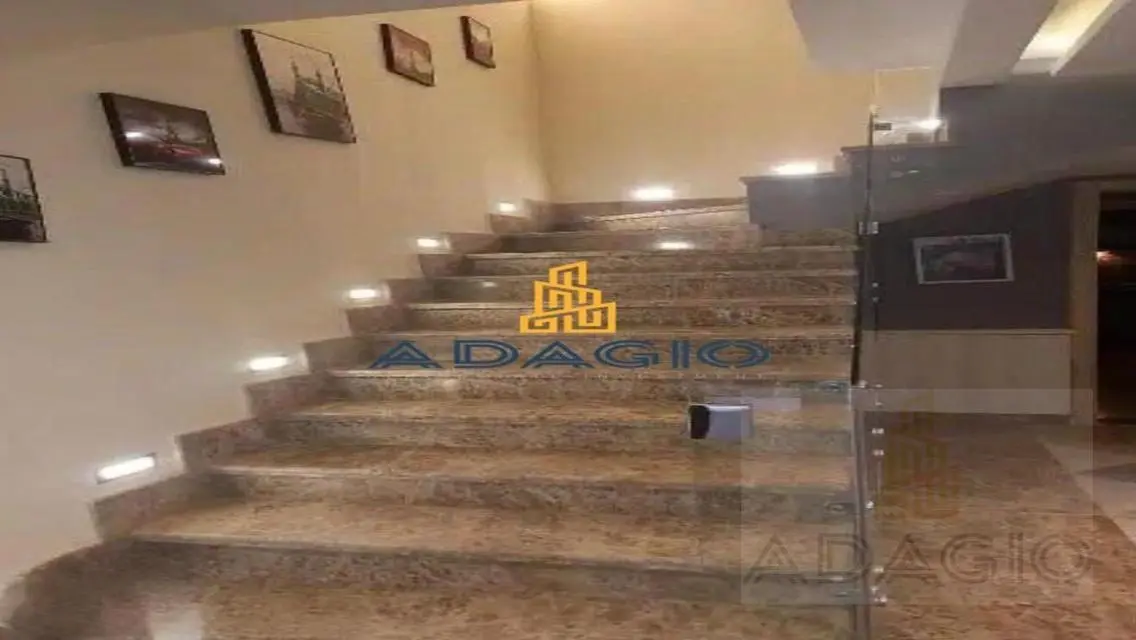 للبيع دوبلكس ارضي بجنينه بالويستاون بيفرلي هيلز