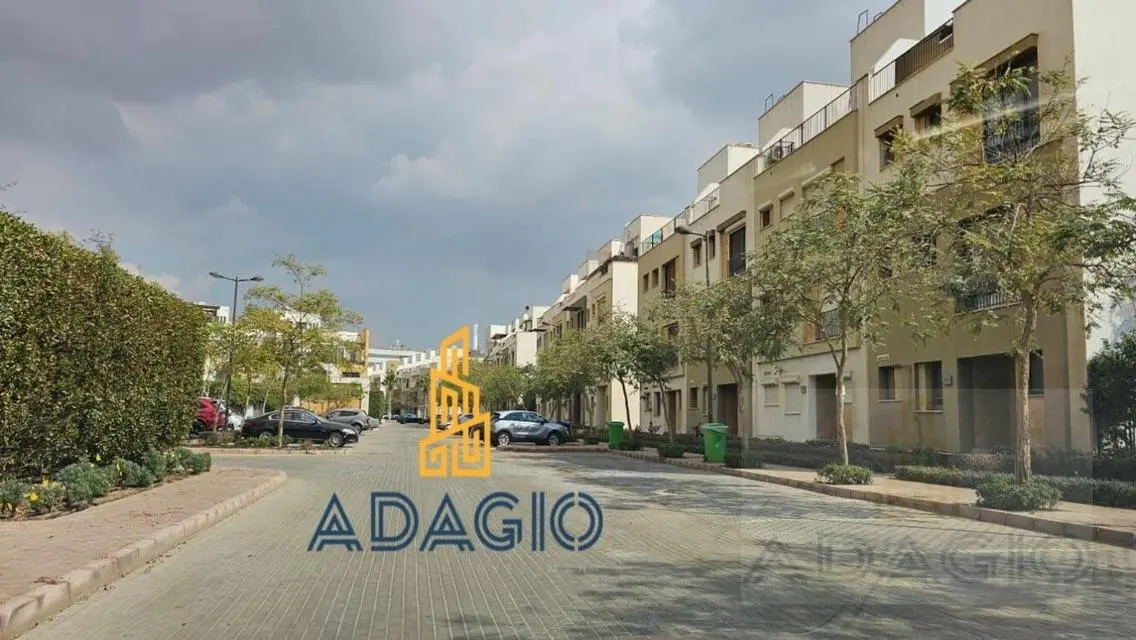 للبيع دوبلكس ارضي بجنينه بالويستاون بيفرلي هيلز