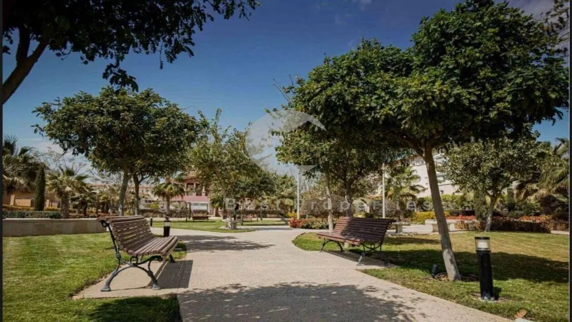 Apartment in a prime location R.T.M in hyde park