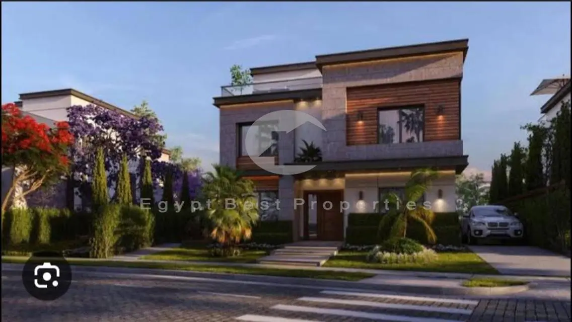 villa in azzar installments over 10 years