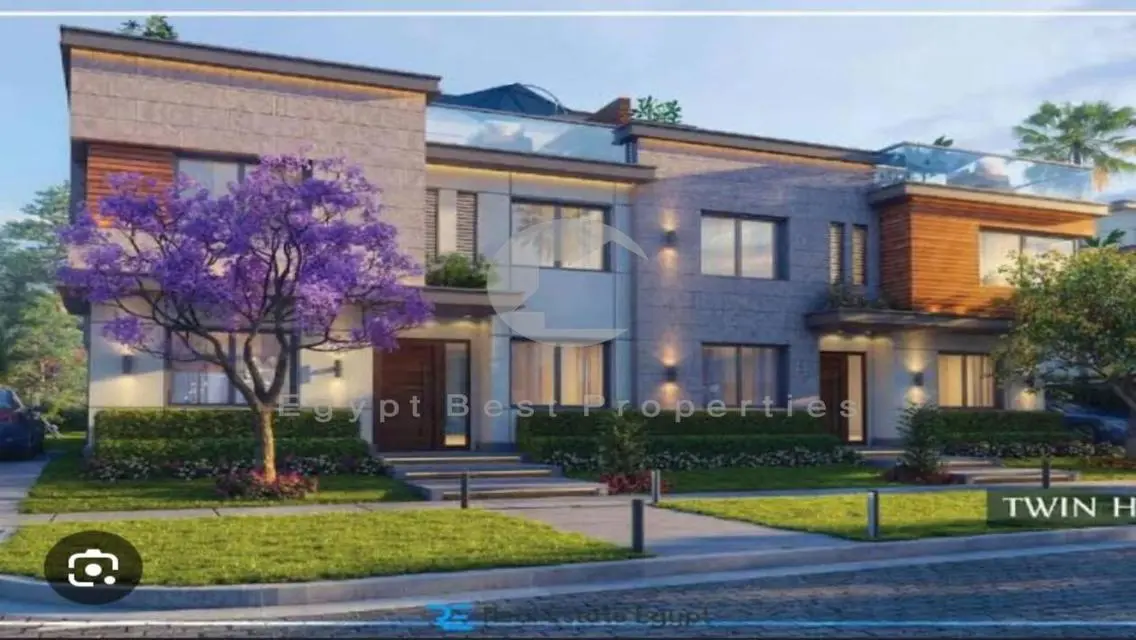 villa in azzar installments over 10 years