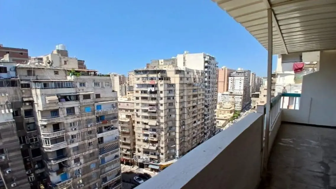 دوبلكس للبيع شارع جمال عبد الناصر                 