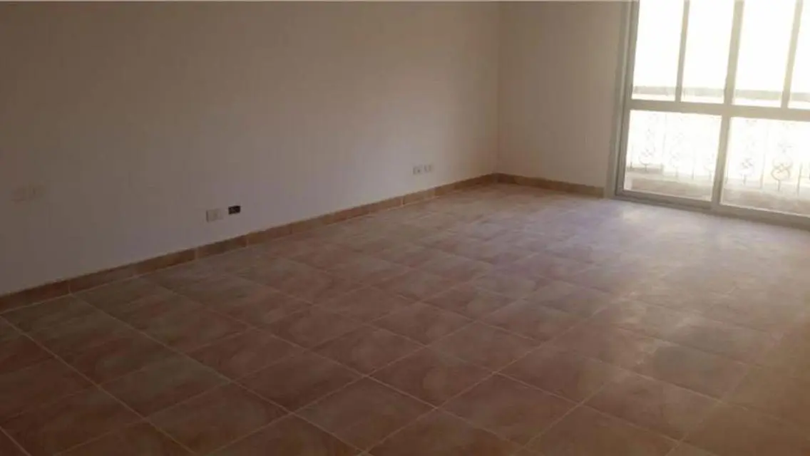 Apartment in New Seventh District, Rehab, 90 m