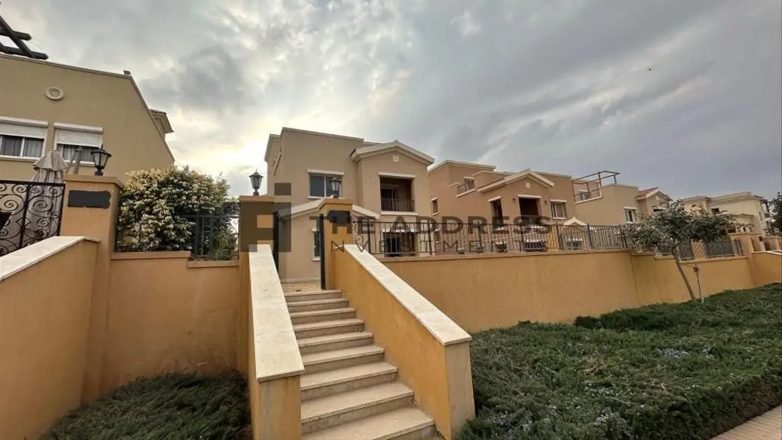 Twin house 355 sqm with very prime price at Mivida